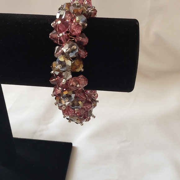 Ladies Maroon Bracelet - Picture 3 of 4